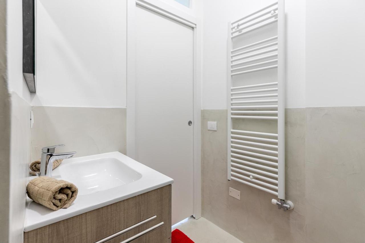 Alessia'S Flat - Sarpi 4 Apartment มิลาน ภายนอก รูปภาพ